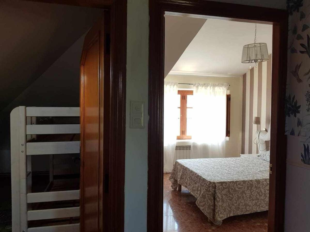 Casa De Campo Con Piscina 12 Personas Valladolid Exteriör bild