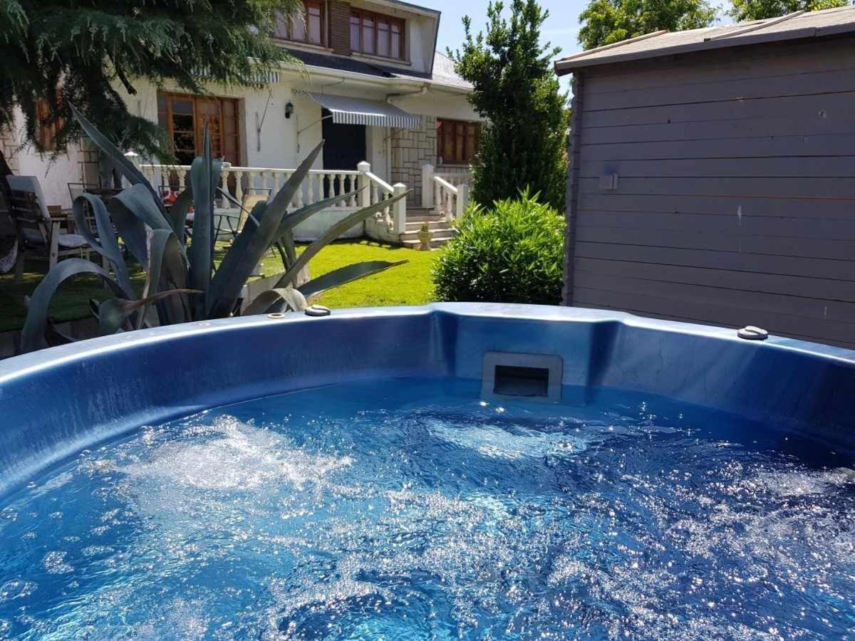 Casa De Campo Con Piscina 12 Personas Valladolid Exteriör bild